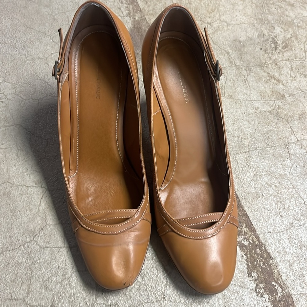 Banana Republic Vanchetta Tan Size 9 heels - Picture 2 of 8